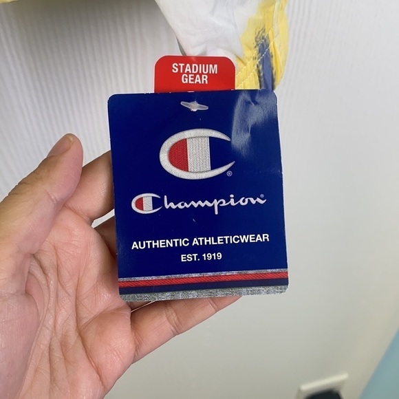 Champion - NWT Pastel Stadium Lightweight Anorak Windbreaker Size Medium - Picture 10 of 13